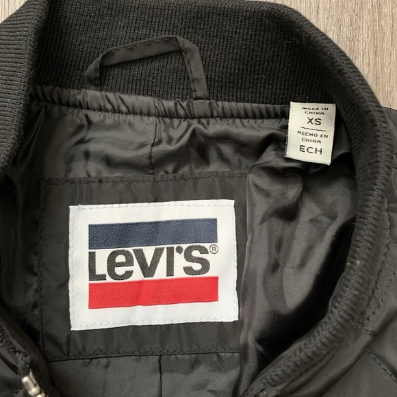 Levi's Womens Black Diamond Quilted Zip Up Bomber Jacket Size XSmall XS - Picture 4 of 8